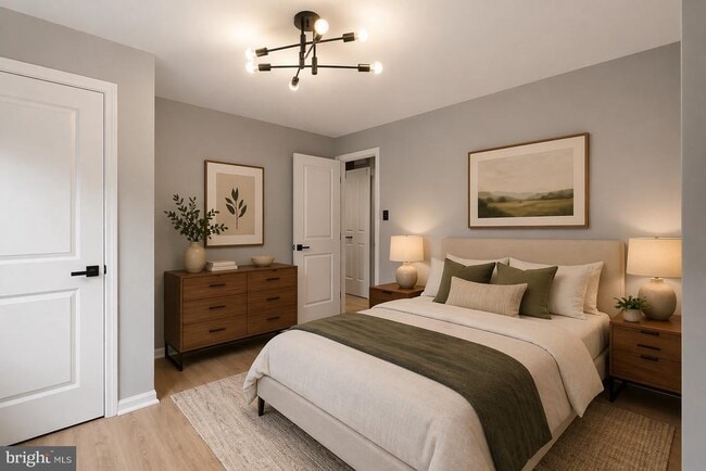 Building Photo - 1527 N Colonial Terrace