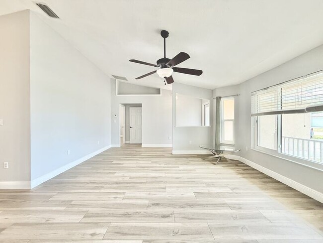 Building Photo - 22148 Lockport Ave