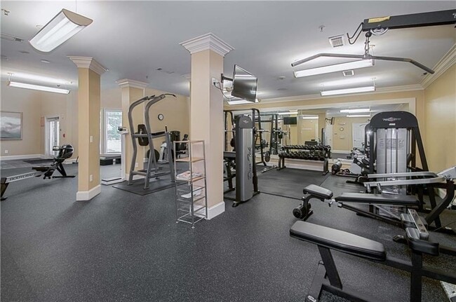 Building Photo - 1850 Cotillion Dr