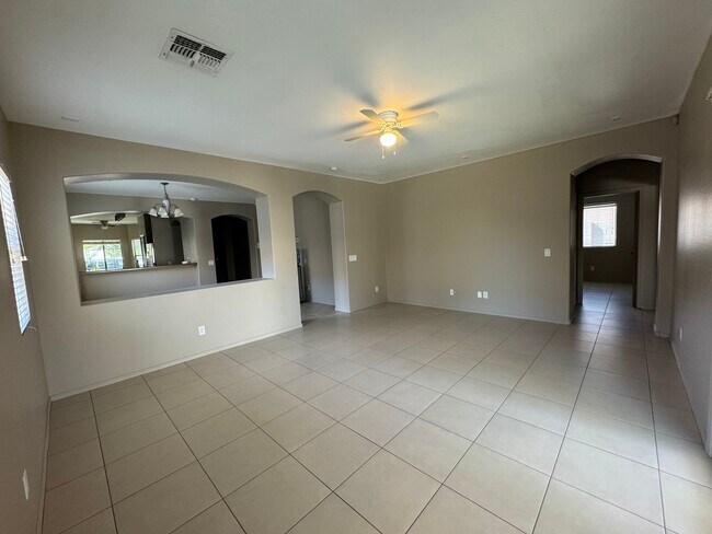 Building Photo - 1647 S 170th Ave