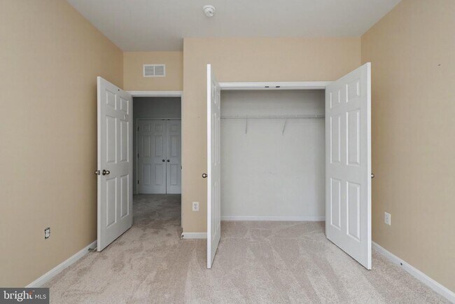 Building Photo - 9431 Stonewall Rd