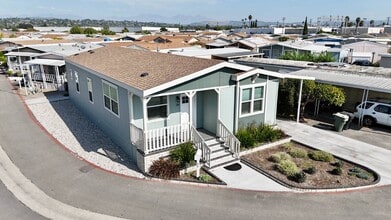 Building Photo - 34 Elm Via