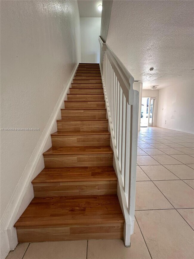 Building Photo - 13713 SW 171st Ln