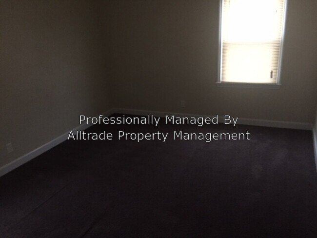 Building Photo - 2515 Dixie Hwy