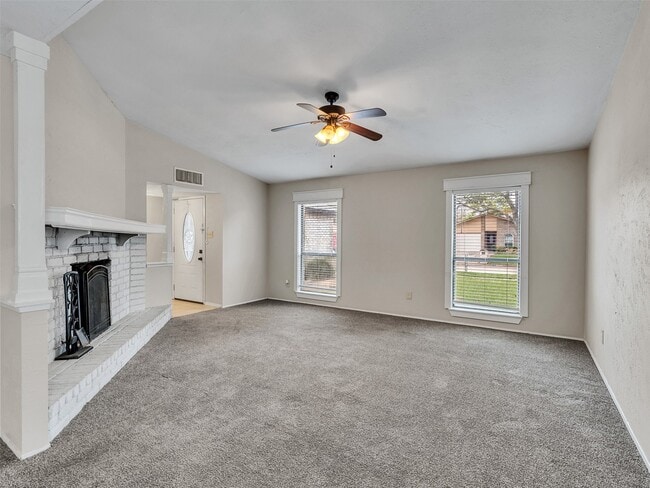 Building Photo - 17323 Glenpatti Dr