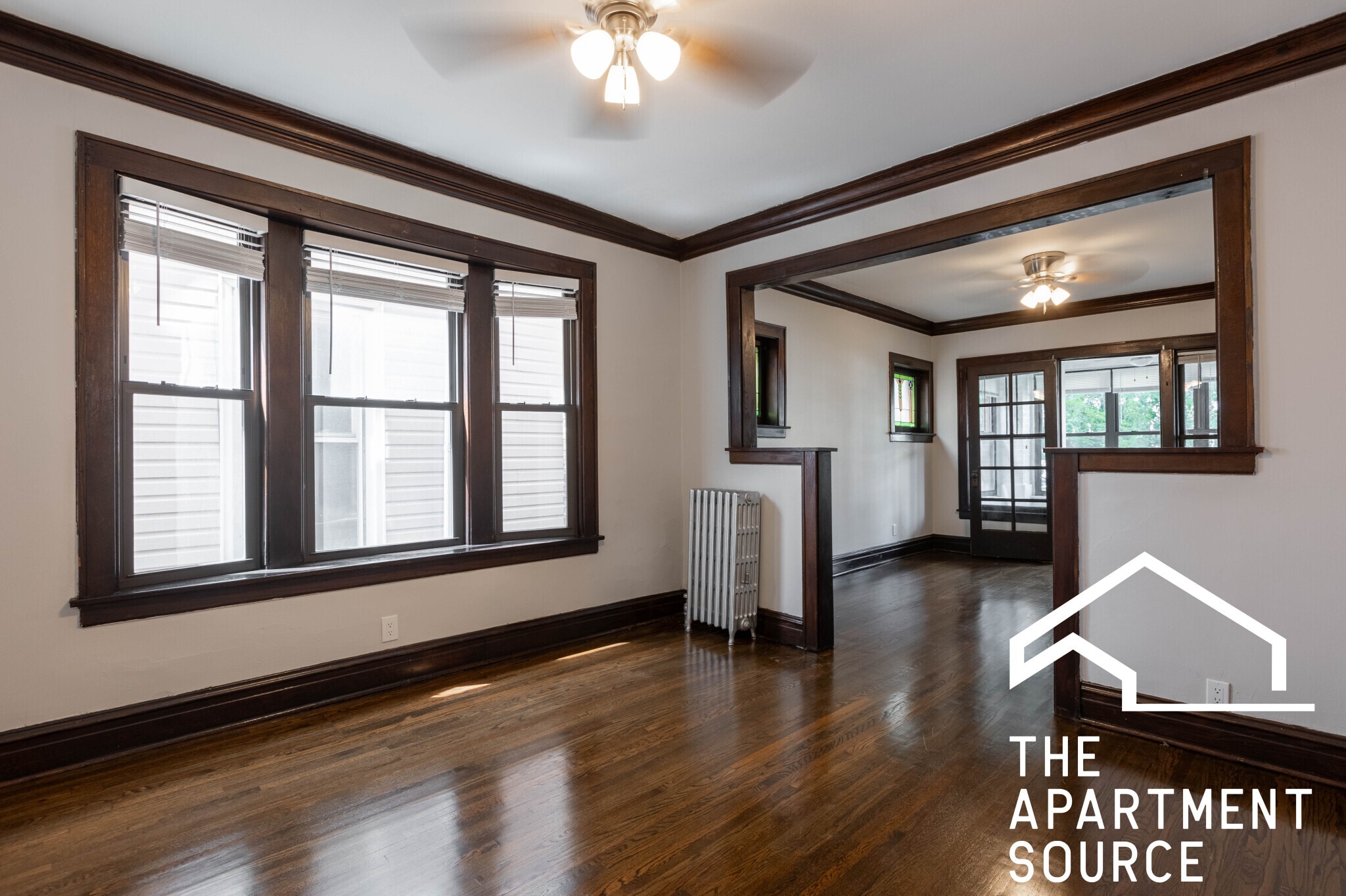 Building Photo - 3823 N Drake Ave