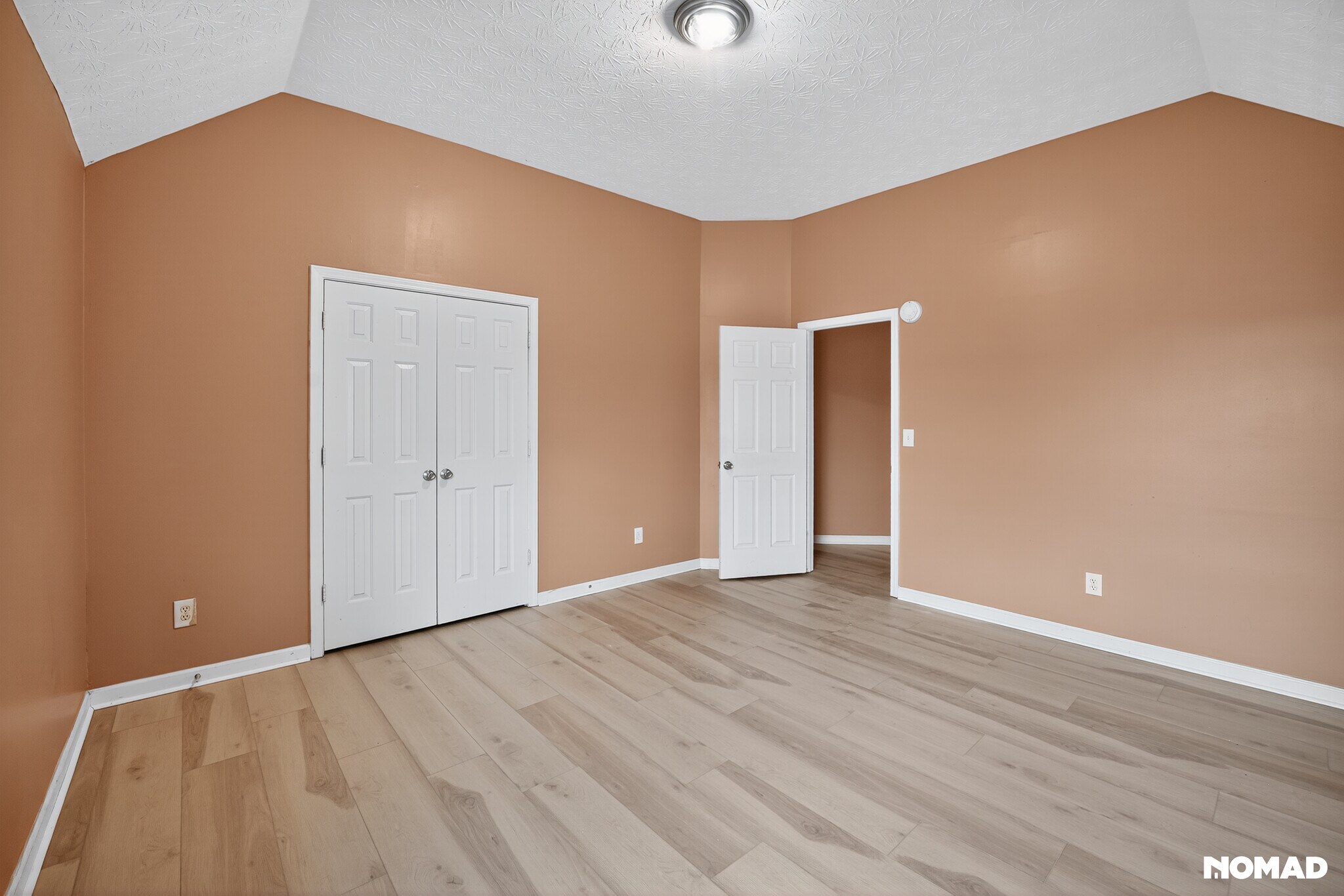 Building Photo - 395 Lamont Ln