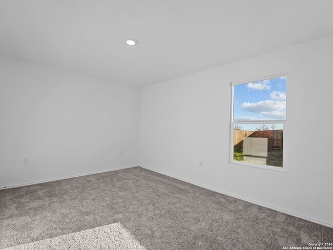 Building Photo - 910 Stricker Path