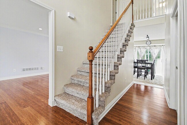 Building Photo - 7878 Greene Farm Dr