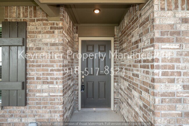 Building Photo - BRAND NEW 4 BEDROOM SIMMONS HOME IN BIXBY!!!