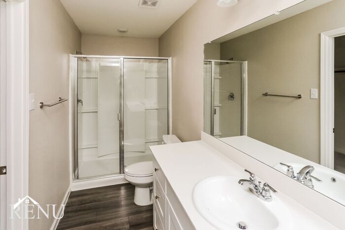 Building Photo - 6040 Mojave Dr