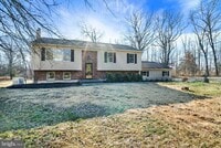 Building Photo - 5400 Curly Hill Rd
