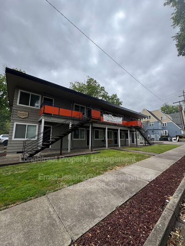 Building Photo - Greekside Apartments