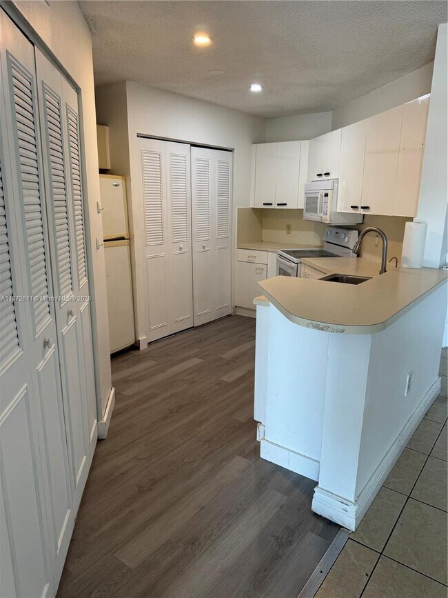 Building Photo - 6280 NW 186th St