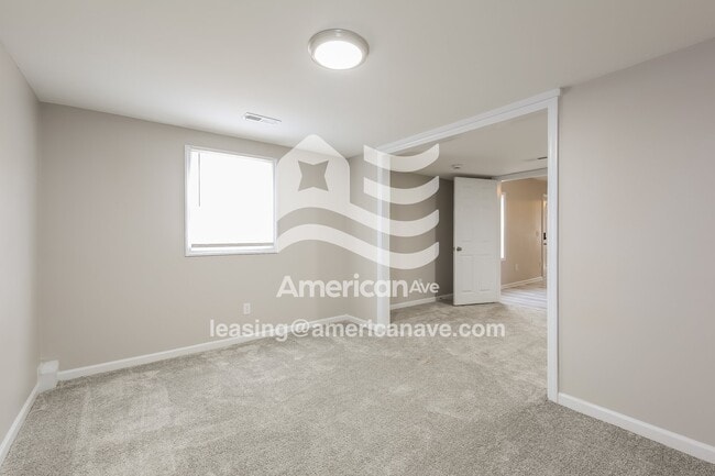 Building Photo - 614 S Depot St