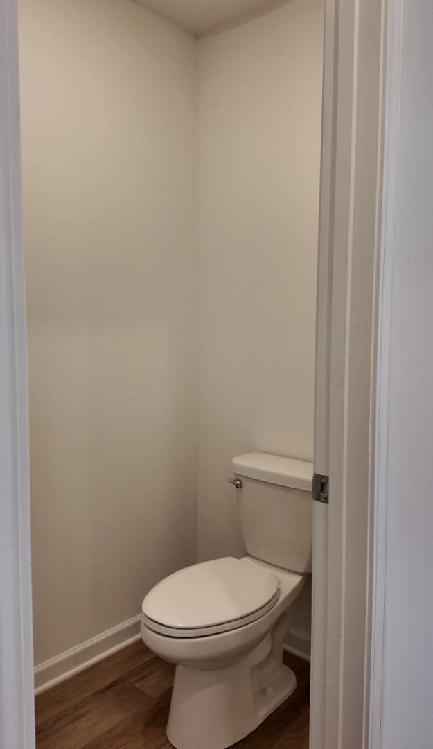 Building Photo - 136 Market St