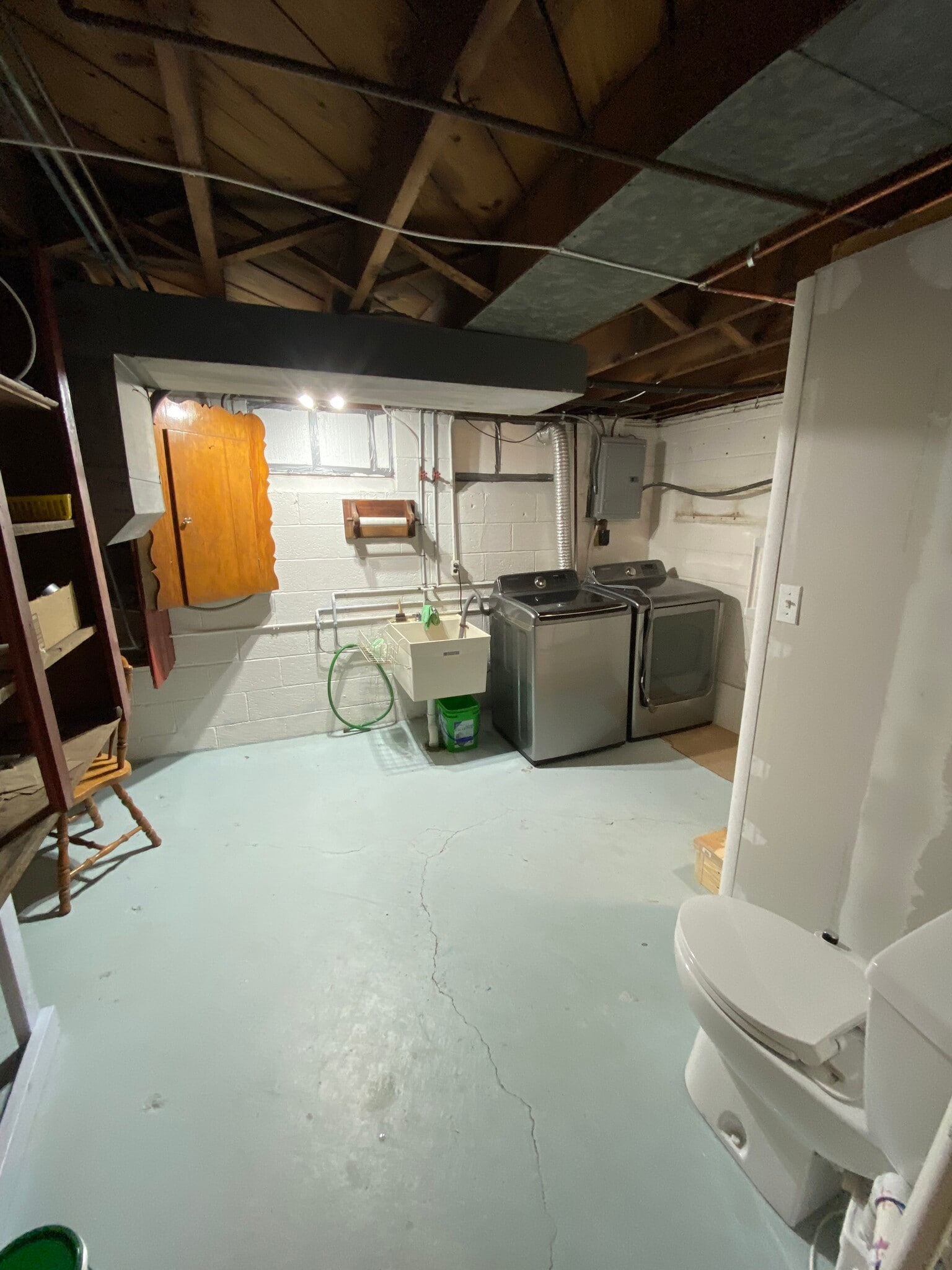Building Photo - 8414 Renwood Dr