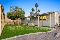 Building Photo - 437 Riverfront Dr