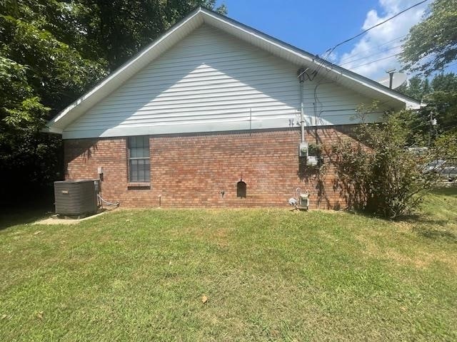 Building Photo - 309 Colonial Dr