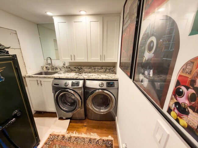 Building Photo - 30 Barranca Rd