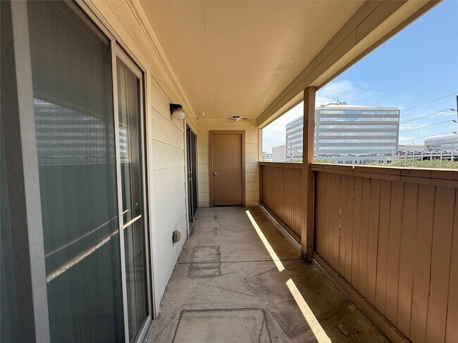 Building Photo - 8415 Hearth Dr