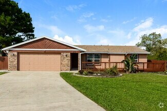 Building Photo - 5576 Garden Grove Cir