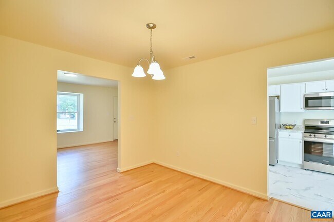Building Photo - 144 Lake Saponi Dr