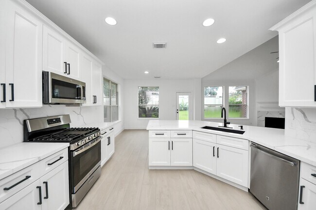 Building Photo - 21214 Lilac Meadows Ln