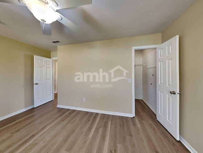 Building Photo - 11795 Langham Crescent Ct