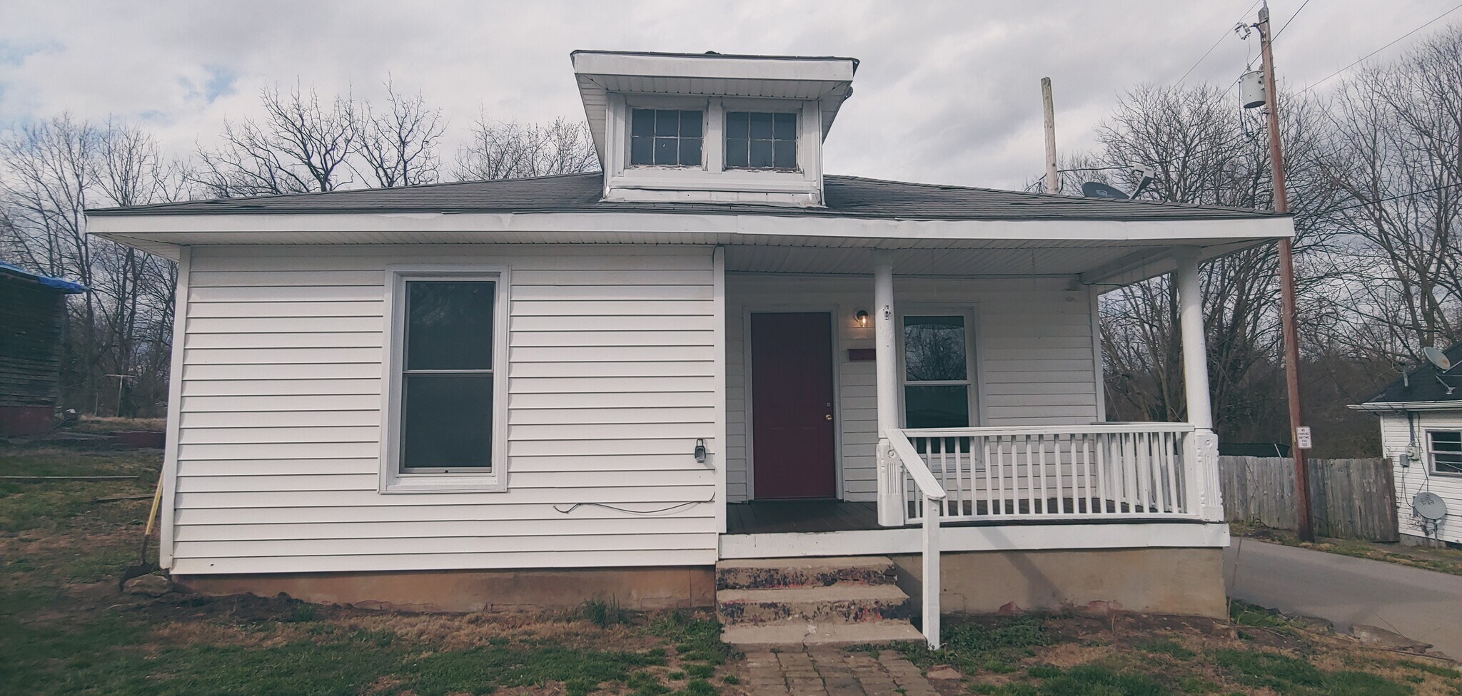 Building Photo - 331 Lilleston Ave