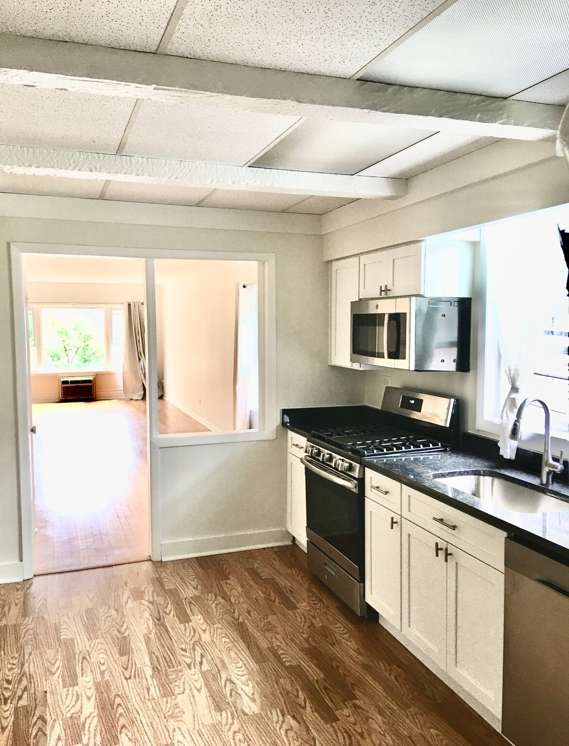 Building Photo - 3148 N Clifton Ave