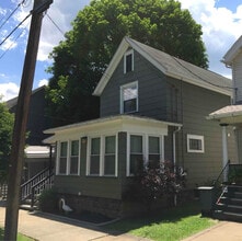 Building Photo - 1107 Otter St