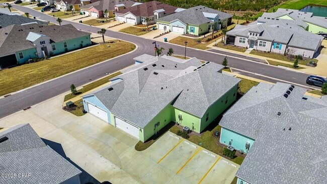 Building Photo - 9017 Parrot Pl