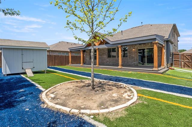 Building Photo - 1017 Chatsworth Dr