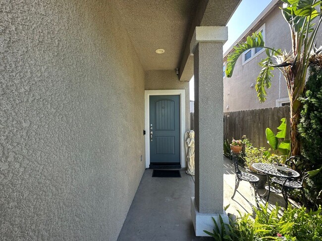 Building Photo - 1453 Rosy Dawn Ln
