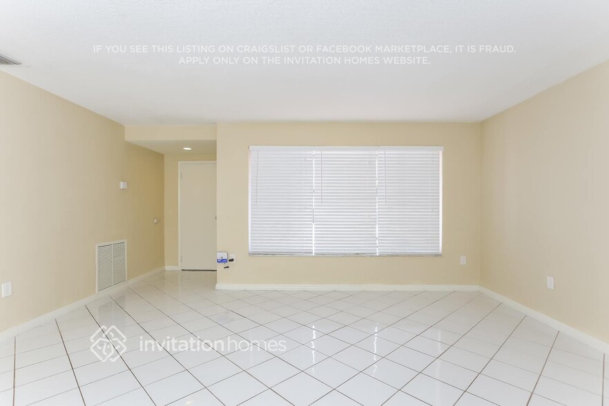 Building Photo - 9394 NW 19th Pl