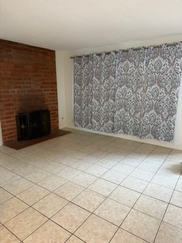 Building Photo - 618 Clubhouse Ave