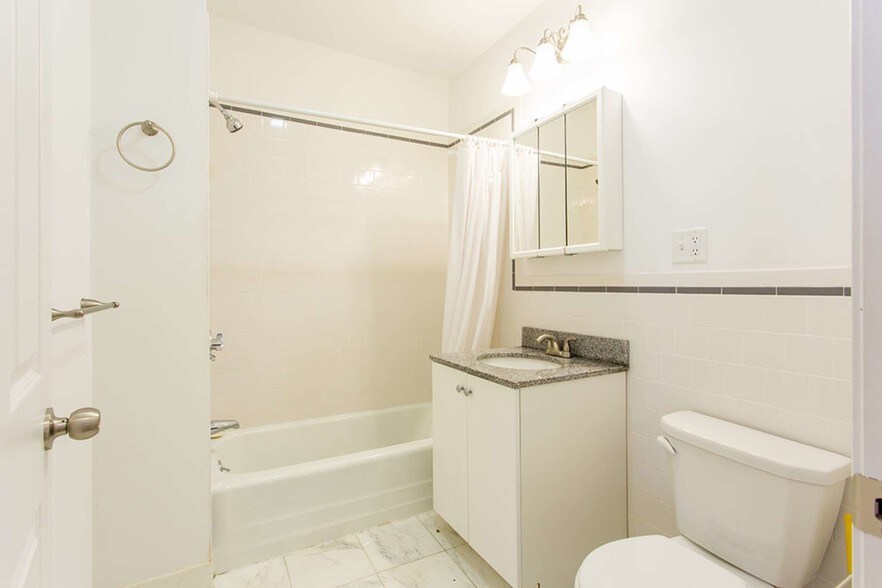 Building Photo - 127 St Botolph St