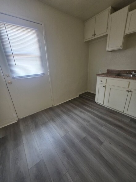 Building Photo - 24792 4th St