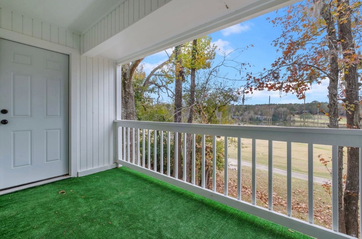 Building Photo - 1957 Darryl Dr