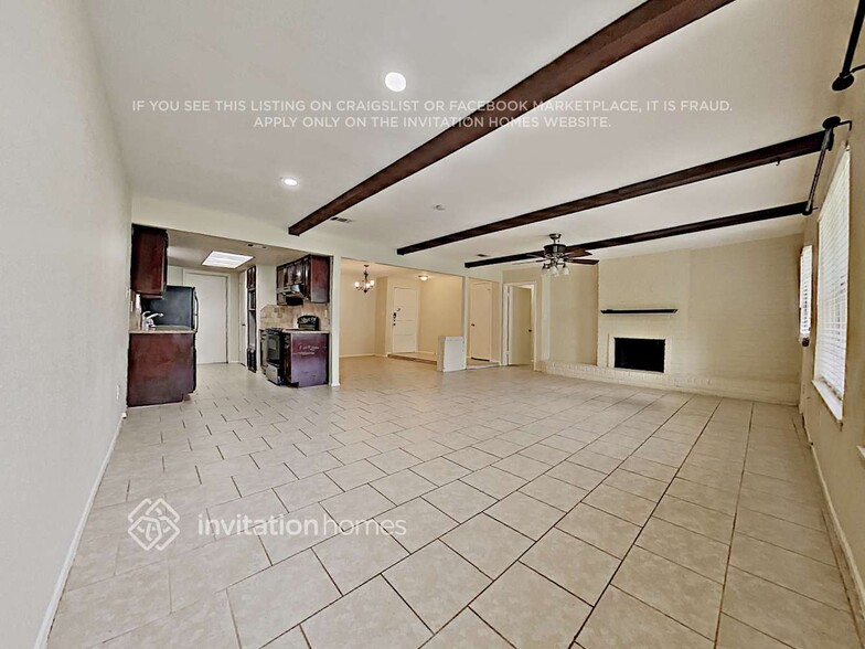 Building Photo - 16511 Forest Bend Ave