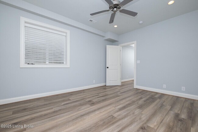 Building Photo - 6431 Passionflower Dr