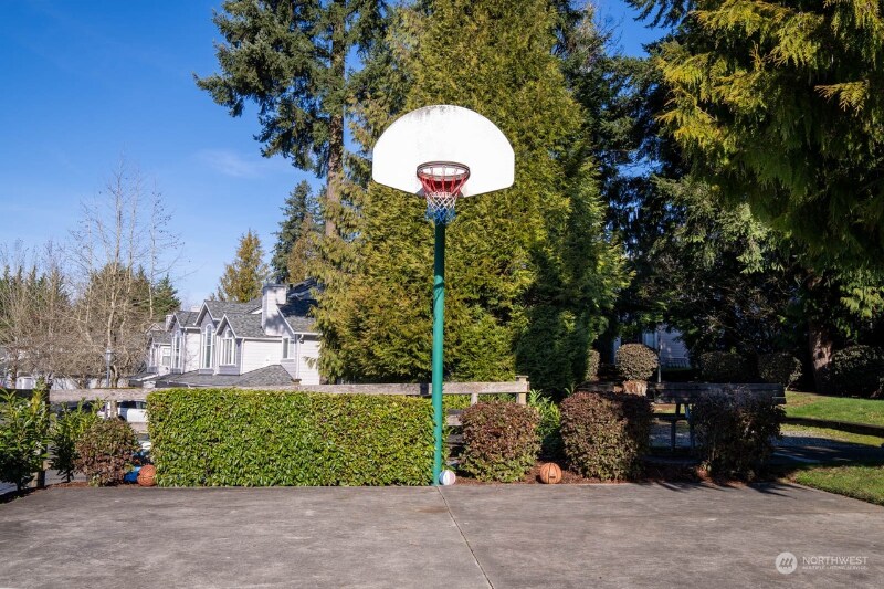 Building Photo - 4123 Fieldstone Dr