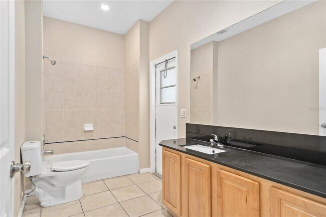 Building Photo - 13821 Amberleigh Rd