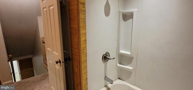 Building Photo - 151 Bollinger Rd