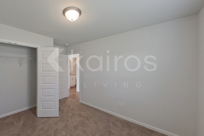 Building Photo - 137 Western Red Cedar Dr