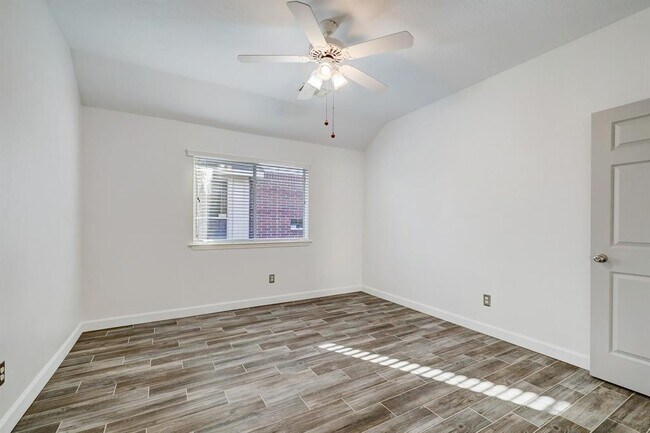 Building Photo - 17407 Winfield Square