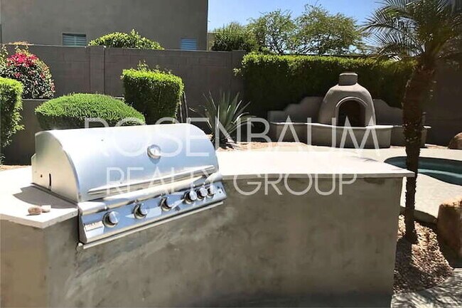 Building Photo - Luxury Living in Scottsdale’s McDowell Mou...