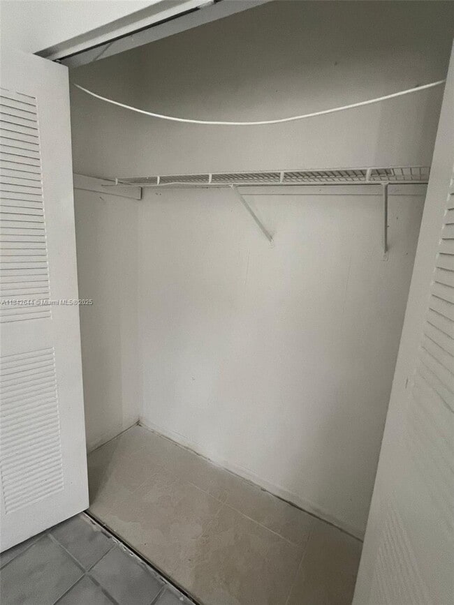 Building Photo - 15022 SW 80th Terrace