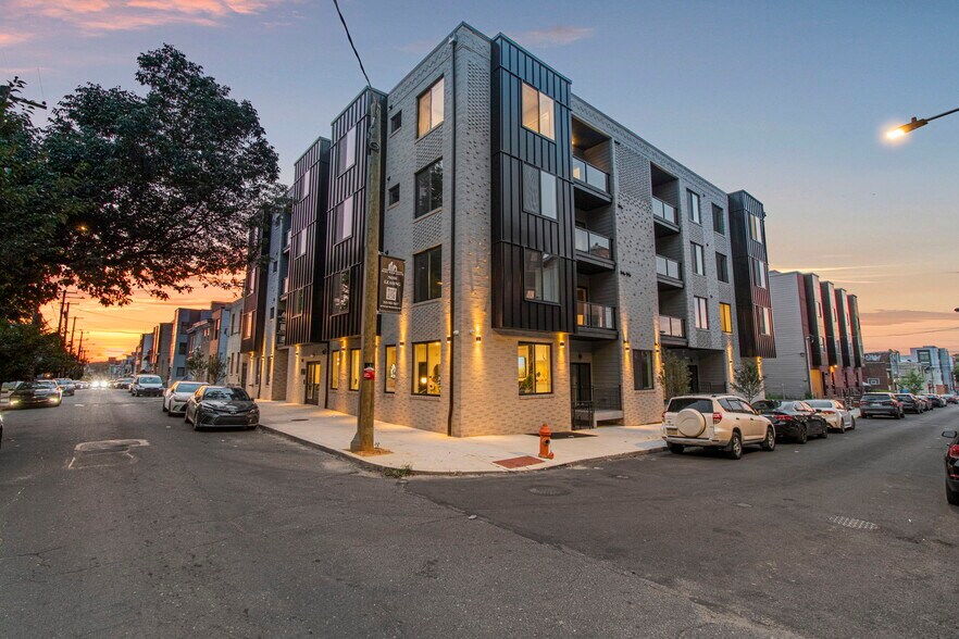 Primary Photo - 2625 W Jefferson St